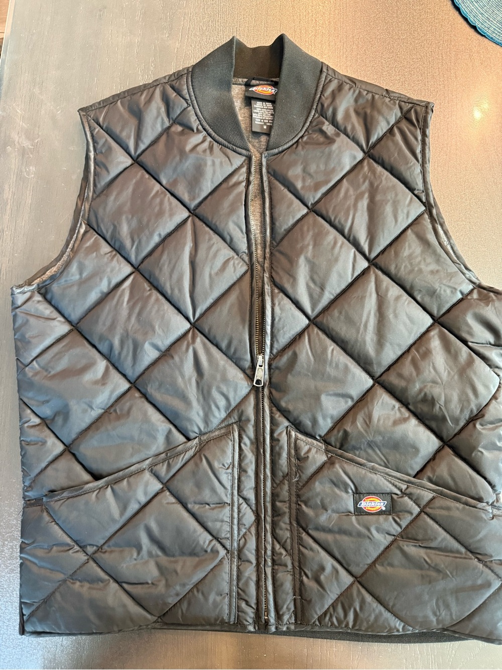 Dickies Black Quilted Diamond-Stitch Vest with Logo Patch